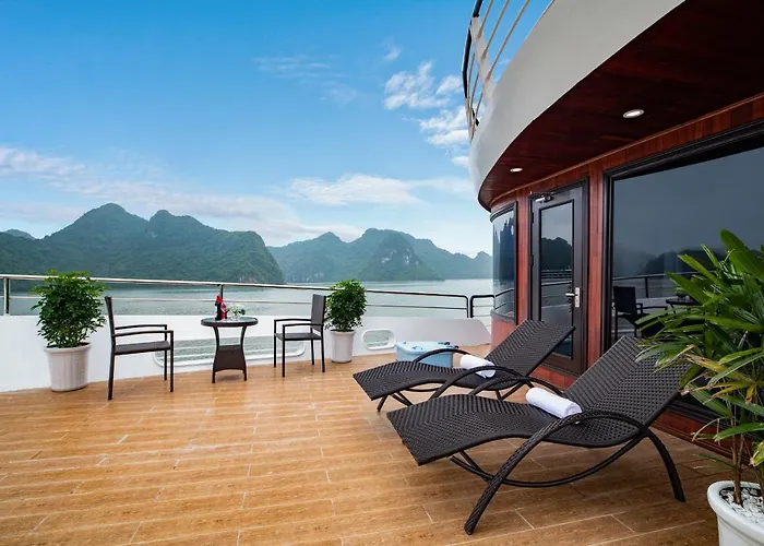 Aspira Cruise  Hạ Long